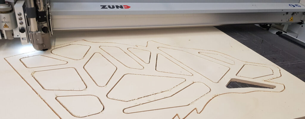 Zund decoupe bois03